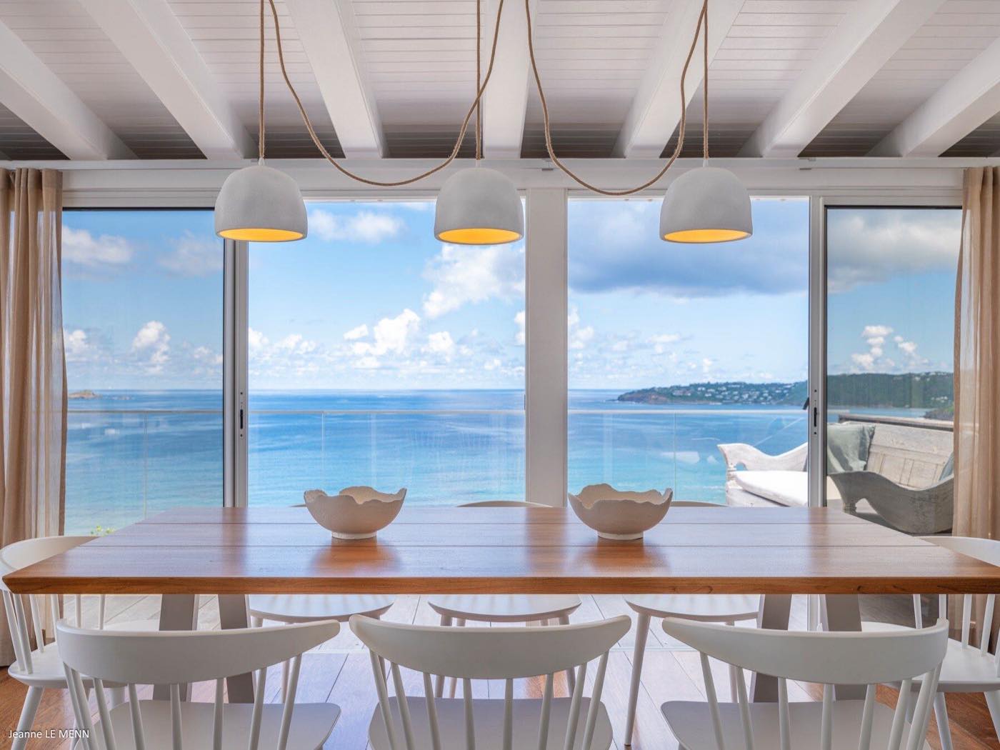 Salle à manger vue mer